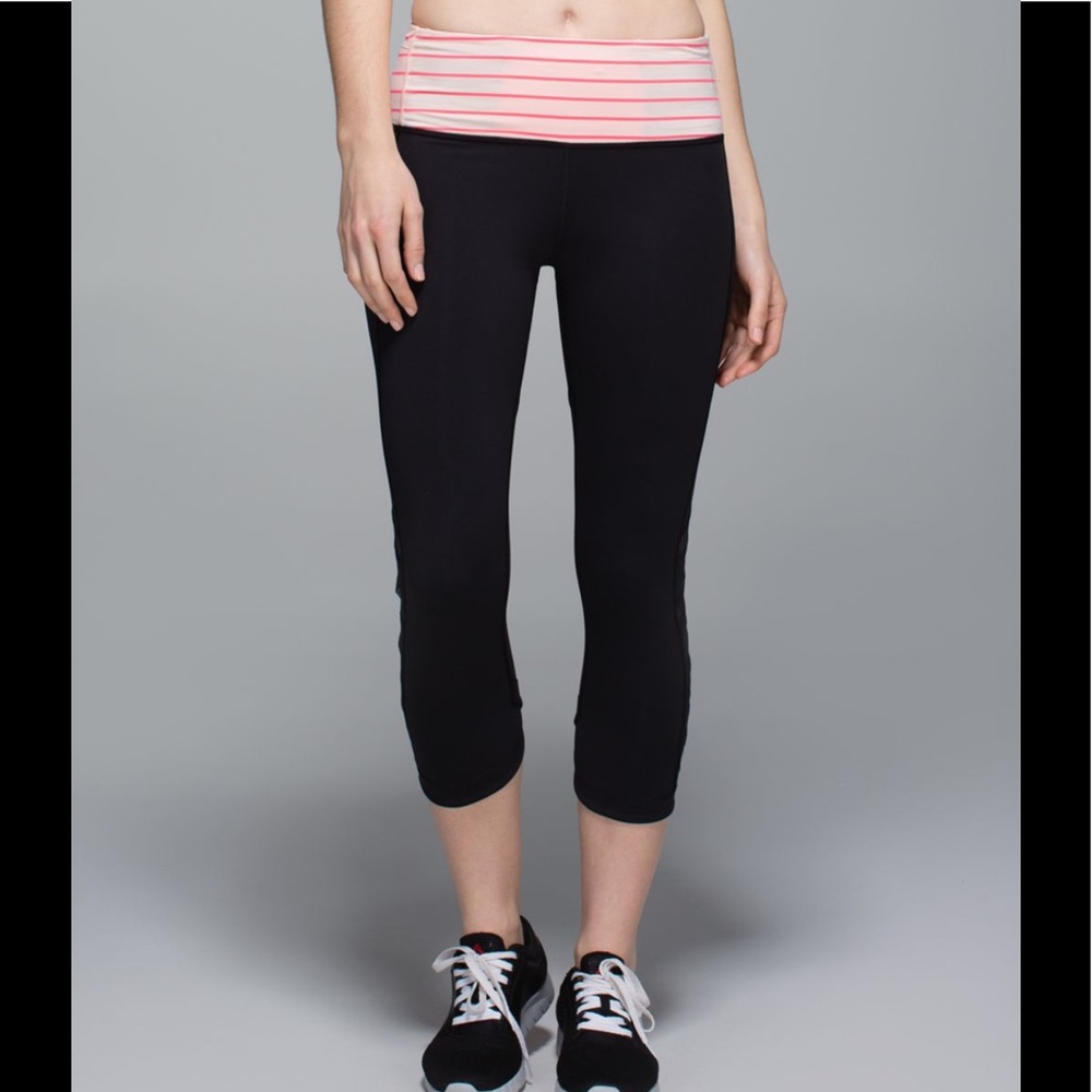 Lululemon Var-City crop Weave Black Pink Leggings